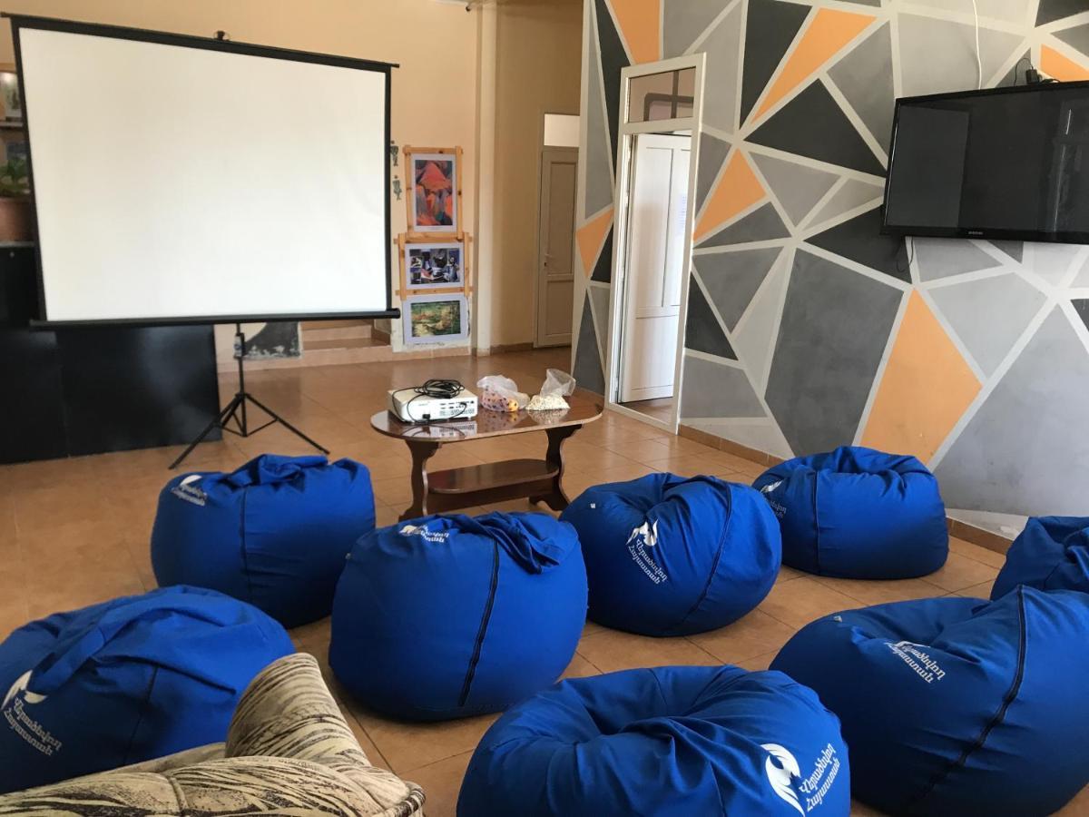 غيومري Light Guest House المظهر الخارجي الصورة